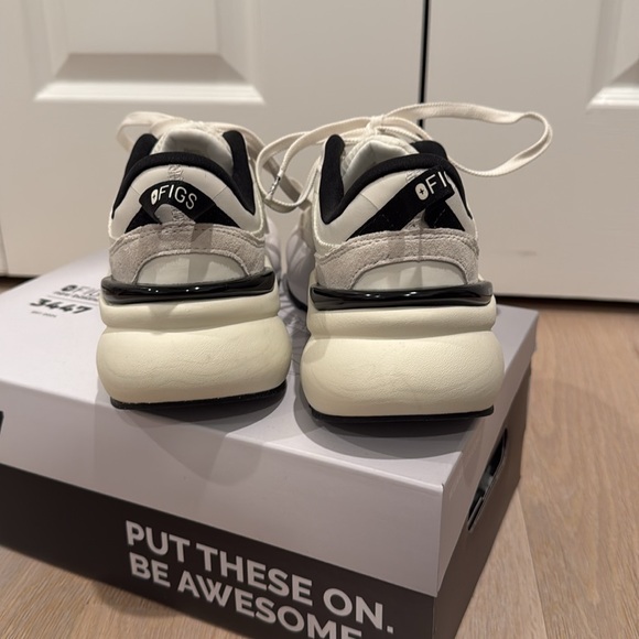 Unisex FIGS x New Balance 3447 sneakers SOLD OUT ONLINE!! - Picture 7 of 9